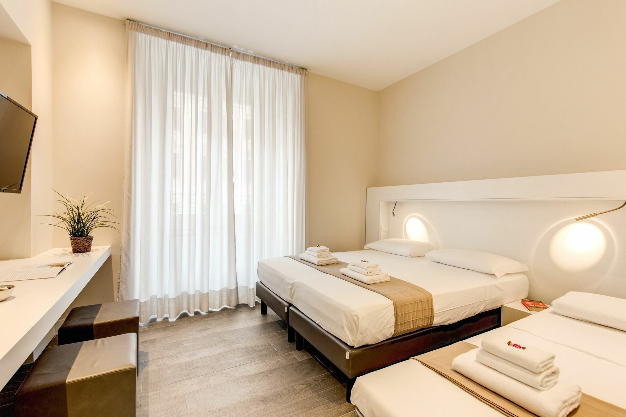 Wrh Suites Rome Exterior photo